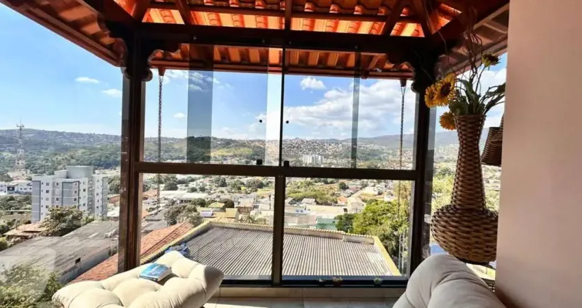 Casa com 3 quartos à venda na Rua Antônio Amábile, Santa Maria, Ibirité