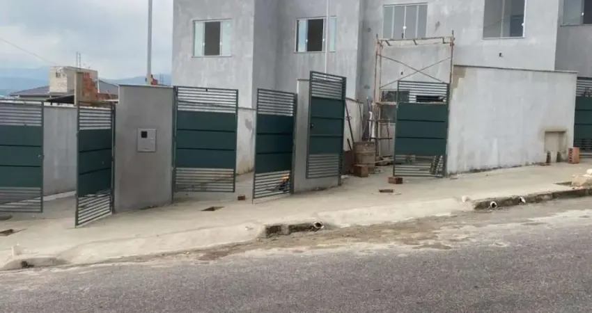 Casa com 2 quartos à venda na Rua Trinta e Um de Dezembro, Jardim das Flores, Ibirité