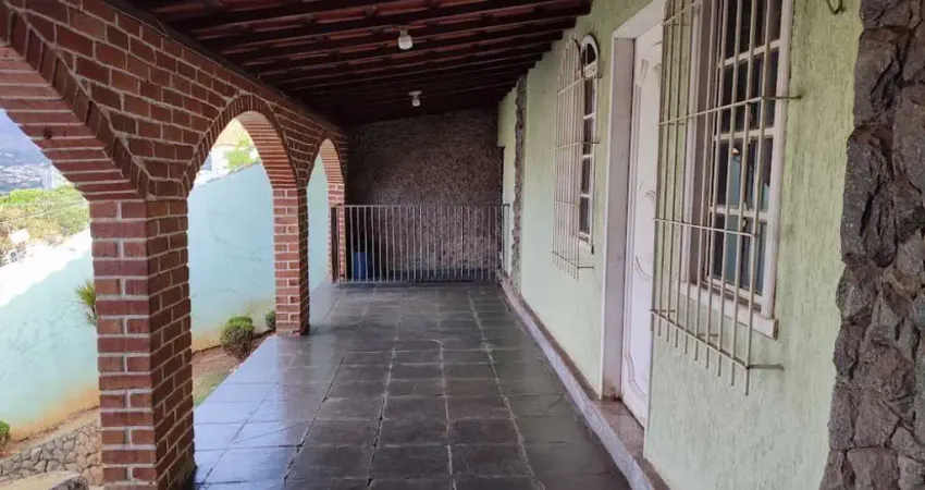 Casa com 3 quartos à venda na Rua Orvalino Peixoto, Teixeira Dias, Belo Horizonte