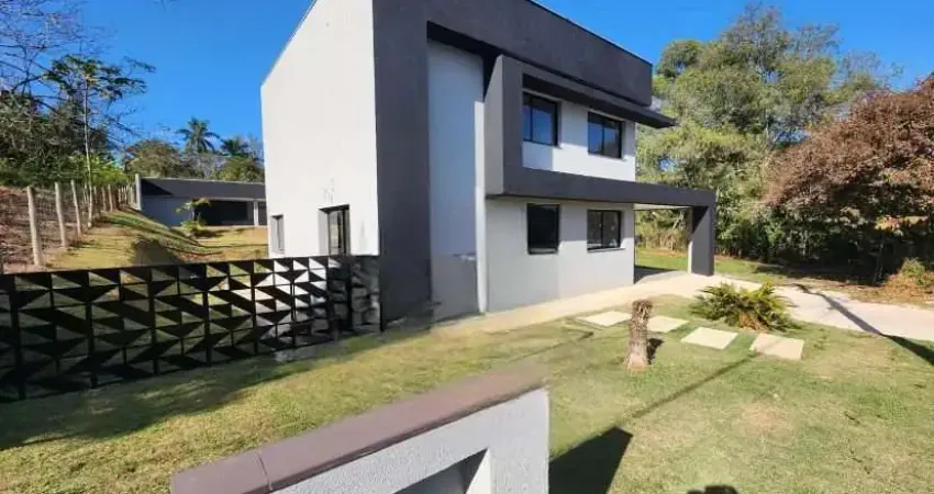 Casa em condomínio fechado com 4 quartos à venda na Rua Itapoã, Quintas da Jangada, Ibirité