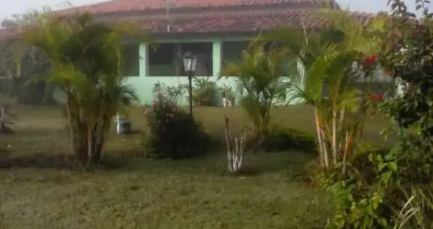 Fazenda / sítios / chácaras com 4 quartos à venda em esmeraldas