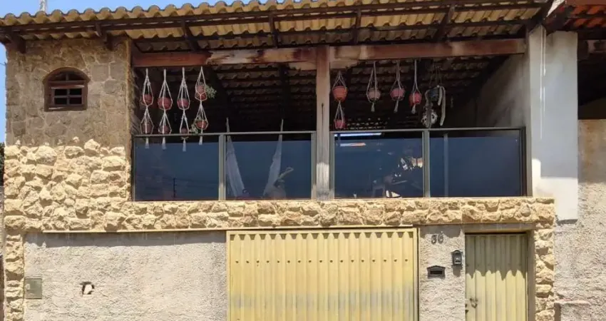 Casa com 3 quartos à venda na Rua Itaoca, Lago Azul - 1ª Seção, Ibirité