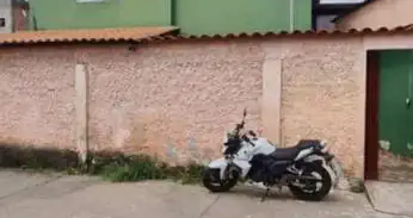 Casa com 6 quartos à venda na Beco Quatro Mil Trezentos e Três, Vila Pinho (Vale do Jatobá), Belo Horizonte