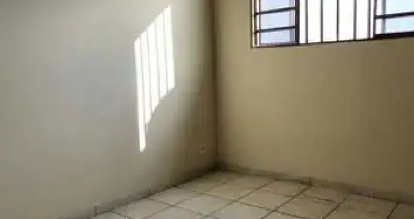 Casa com 3 quartos à venda na Rua Divisa Santa, Milionários, Belo Horizonte