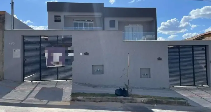 Casa com 3 quartos à venda na Rua dos Álamos, Lúcio de Abreu, Contagem