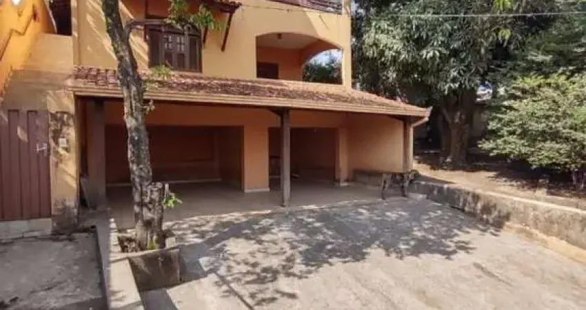 Casa com 2 quartos à venda na Avenida Juiz Marco Túlio Isaac, Jardim das Alterosas 1ª Seção, Betim