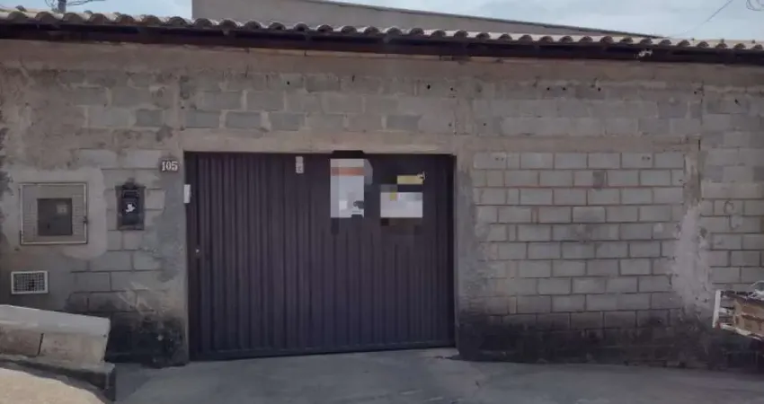 Casa com 3 quartos à venda na Rua Almenara, Lajinha, Ibirité