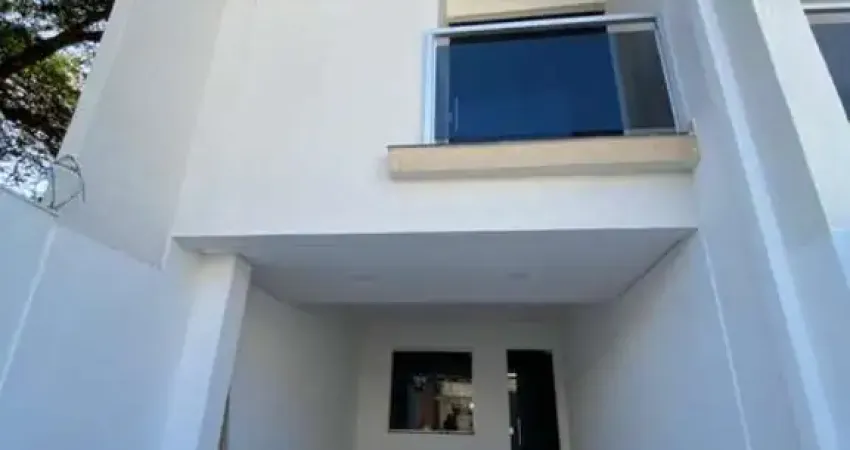 Casa com 3 quartos à venda na Rua Pirapetinga, Vila Cristina, Betim