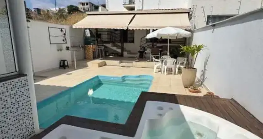 Casa com 3 quartos à venda na Rua Nossa Senhora da Penha, Guarujá, Betim