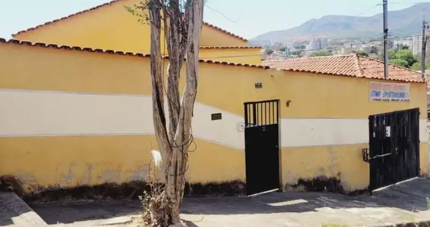Casa com 2 quartos à venda na Rua Cora Coralina, Santa Helena (Barreiro), Belo Horizonte