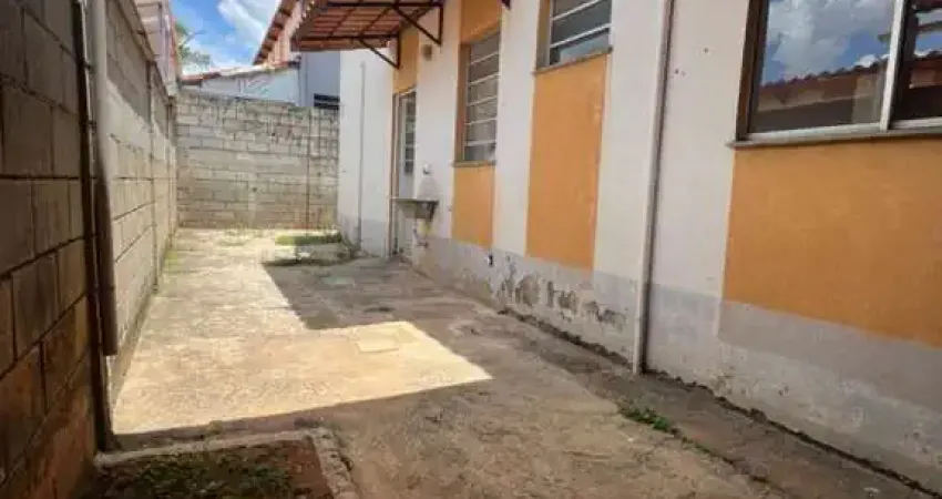 Casa com 3 quartos à venda na Avenida Perimetral, Vila Pinho (Vale do Jatobá), Belo Horizonte