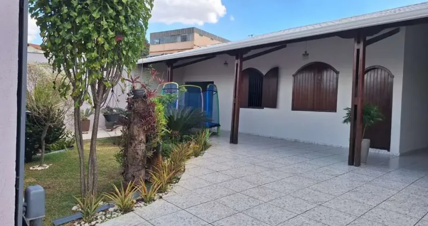 Casa com 3 quartos à venda na Rua Maria Perez Ballesteros, Tirol, Belo Horizonte