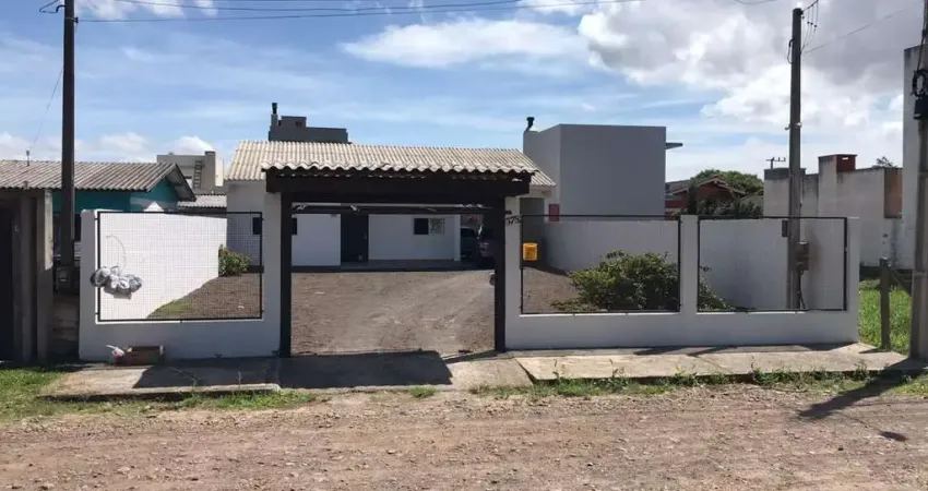 Casa para Venda em Passo de Torres, Centro, 2 dormitórios, 2 banheiros, 2 vagas
