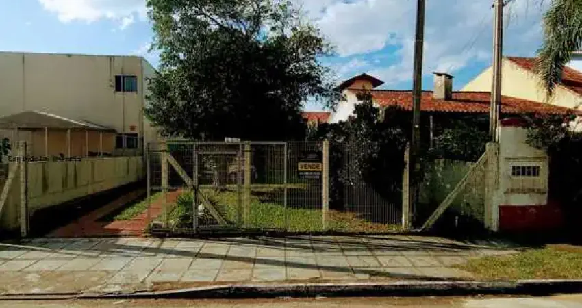Casa para Venda em Torres, Praia da Cal, 3 dormitórios, 1 suíte, 2 banheiros, 1 vaga
