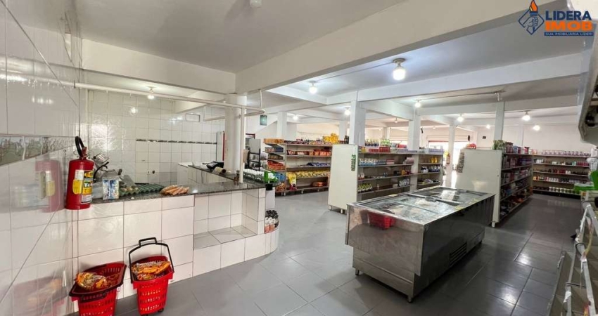 Ponto comercial para locação em rua pública, Parque Ipê, Feira de Santana, 180m² área total.