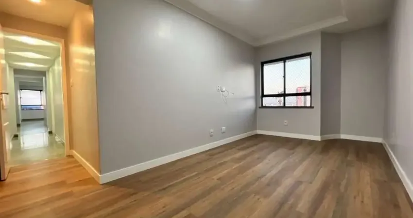 Apartamento residencial para Locação em condomínio fechado, Centro, Feira de Santana, 2 suítes, 3 salas, 3 banheiros, 2 vagas, 162m² área total.