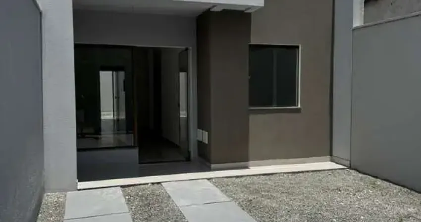 Casa residencial para Venda em Rua Pública, na Gabriela, Feira de Santana, 2 quartos sendo 1 suíte, 1 sala, 2 banheiros, 2 vagas, 125,00 m² área total