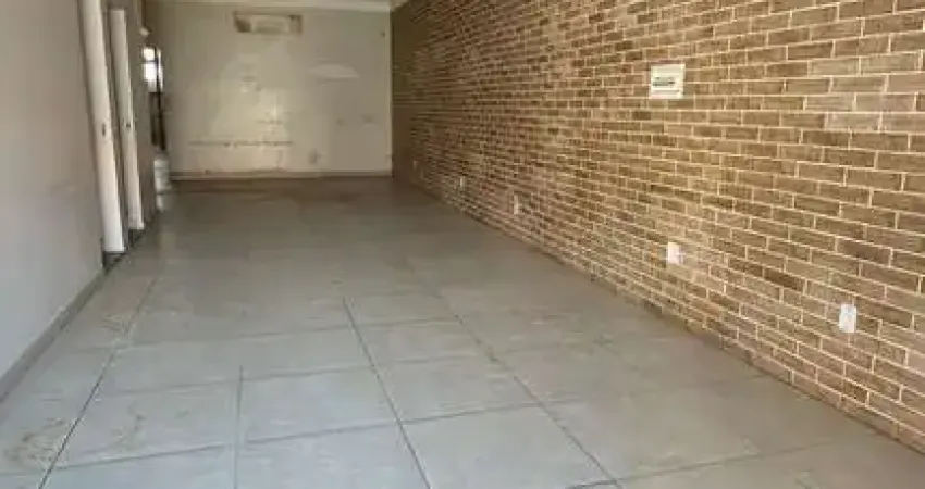 Galpão comercial para locação em rua pública, mangabeira, feira de santana, 1 sala, 1 banheiro, 125m² área total.