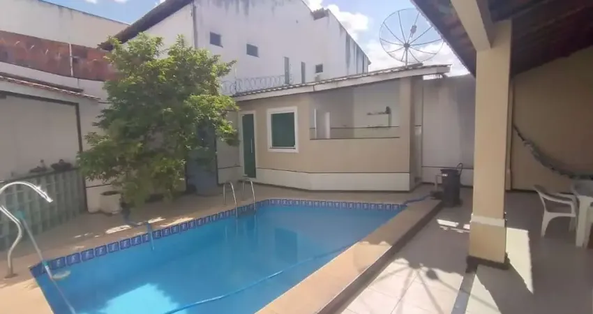 Casa Duplex na Mangabeira, 4 Quartos, 2 Suítes, Closet, Piscina, Quiosque, para Venda, no Bosque Imperial, em Feira de Santana, Área Total de 260 m²