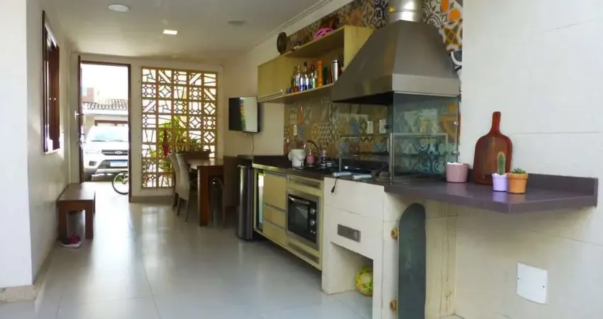 Casa na Santa Mônica II, 3/4, Suíte, Closet, Varanda, Área Gourmet, Quintal, para Venda, no Condomínio Jasper, em Feira de Santana.