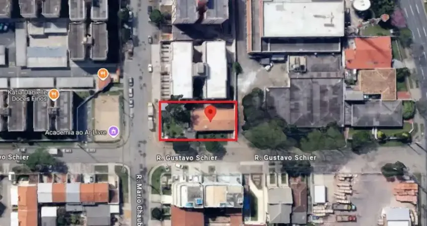 Terreno à venda na Rua Gustavo Schier, 218, Novo Mundo, Curitiba