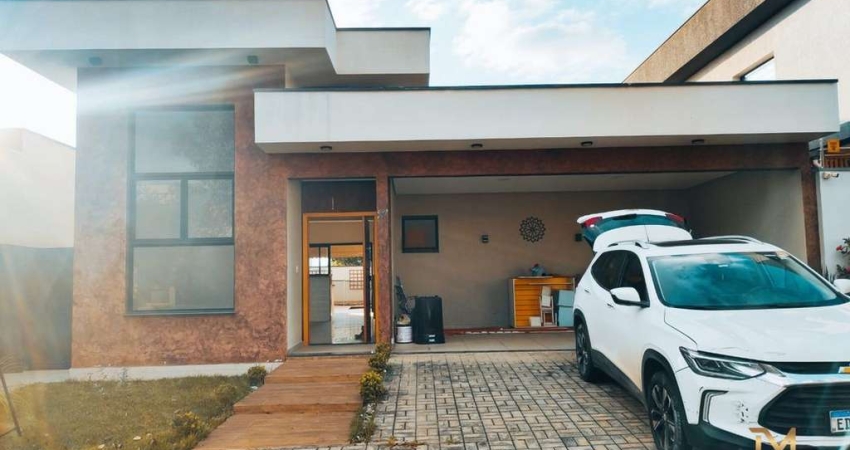 Casa de Cond para alugar com 330m² / 3 Quartos (1 Suíte) / 3 Banheiros / 4 vagas