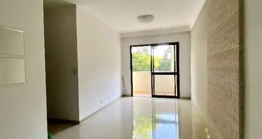 Locação – apartamento | 3 dormitórios (1 suíte) | 2 banheiros | 75m² | 1 vaga