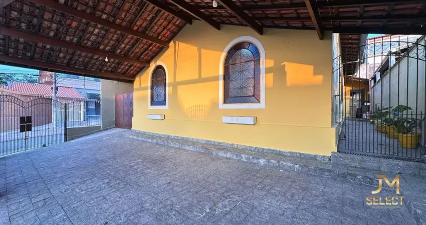 Locação – casa | 3 dormitórios (1 suíte) | 2 banheiros | 150m² | 2 vaga