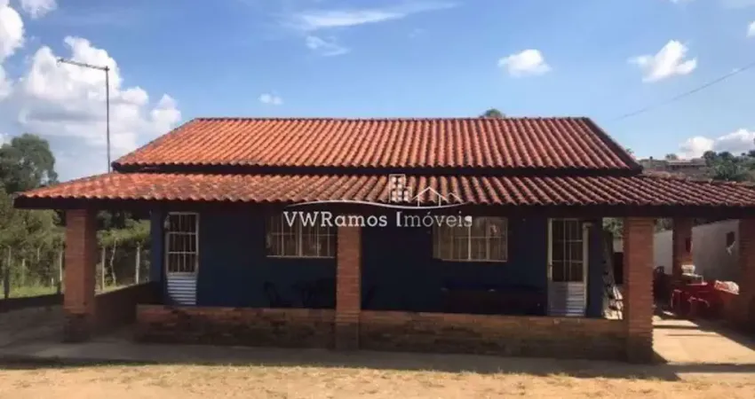 Chácara com 2 dormitórios à venda, 1600 m² por R$ 400.000,00 - Jucurupava - Votorantim/SP