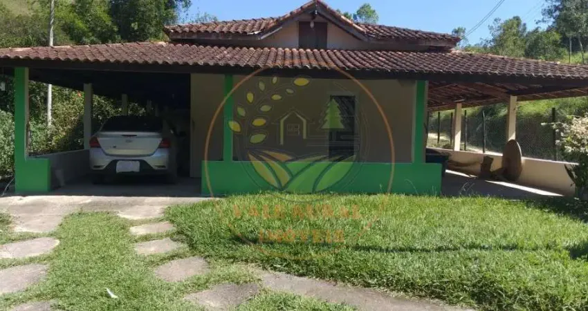 LINDO SÍTIO COM NASCENTE EM SÃO JOSÉ DOS CAMPOS . ST00115