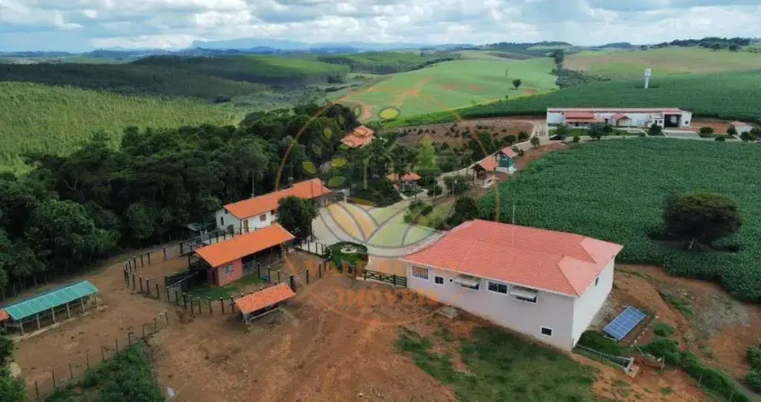 MARAVILHOSA FAZENDA NO SUL DE MINAS COM  171 HECTARES, RICA EM ÁGUAS E EXCELENTE INFRAESTRUTURA ! FA00057