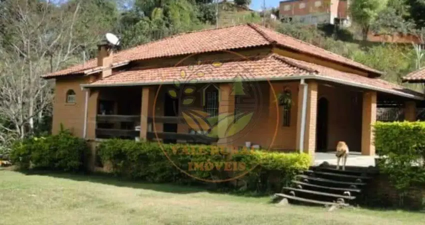 MARAVILHOSA CHÁCARA PRÓXIMA DO CENTRO DE SJCAMPOS COM PISCINA, HIDRO E MUITO MAIS! CH00121