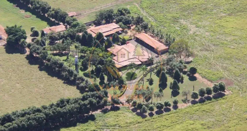 EXCELENTE FAZENDA 1000 ALQUEIRES PORTEIRA FECHADA EM FORMOSA - GO  FA00189