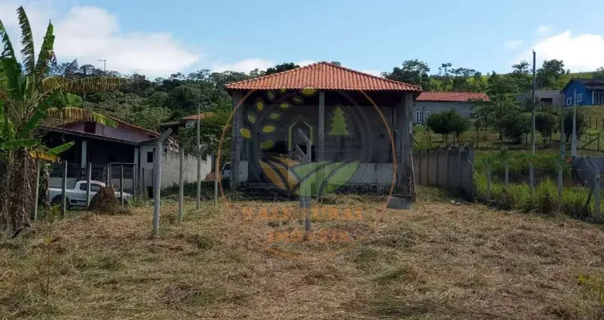OPORTUNIDADE! CHÁCARA DE 1.400M² EM CONDOMÍNIO DE CAÇAPAVA - SP  CH00321