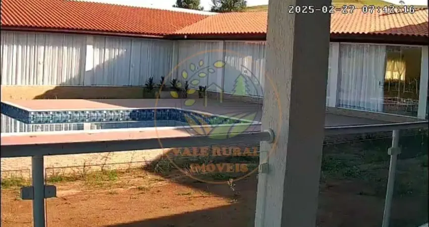 CHÁCARA INCRÍVEL COM PISCINA EM CAÇAPAVA - SP  CH00358
