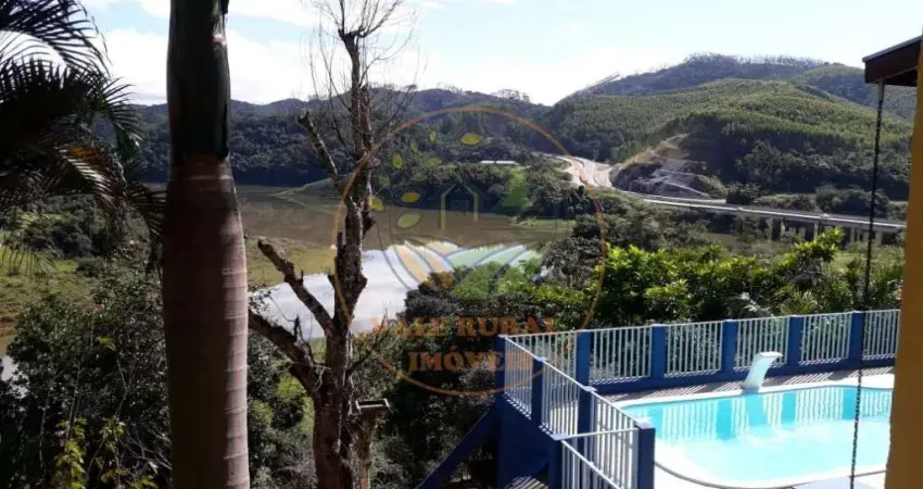 EXCELENTE CHÁCARA COM ACESSO Á REPRESA DE PARAIBUNA  CH00361