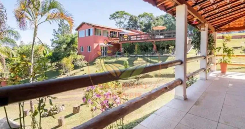 EXCELENTE! MARAVILHOSA CHÁCARA EM IGARATÁ - SP COM VISTA PANORÂMICA  CH00396