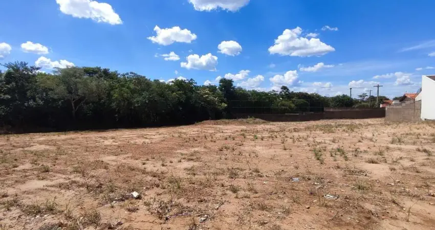 Terreno de 4.397,75m² à Venda no Jardim Universitário – Araras/SP | Localização Privilegiada ao Lad