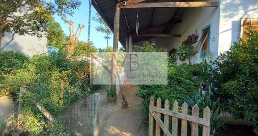 Casa à venda em  Cotia: 110m², 1 dormitório, 1 suíte, 2 banheiros por R$550.000. Confira!
