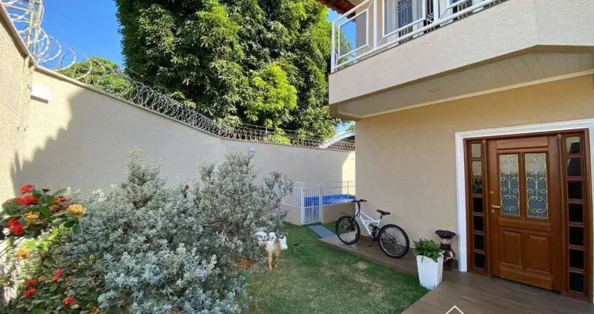 Casa com 3 quartos à venda na Avenida Trieste, 22, Jardim Europa, Goiânia