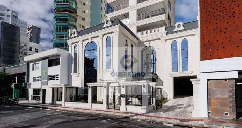 Apartamento Diferenciado com 3 suítes à venda, 343 m² por R$ 3.199.000 - Centro - Itajaí/SC