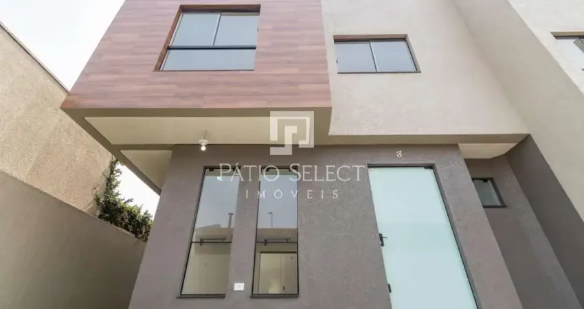 Sobrado com terraço de 30m² no Uberaba, Curitiba/ Pr