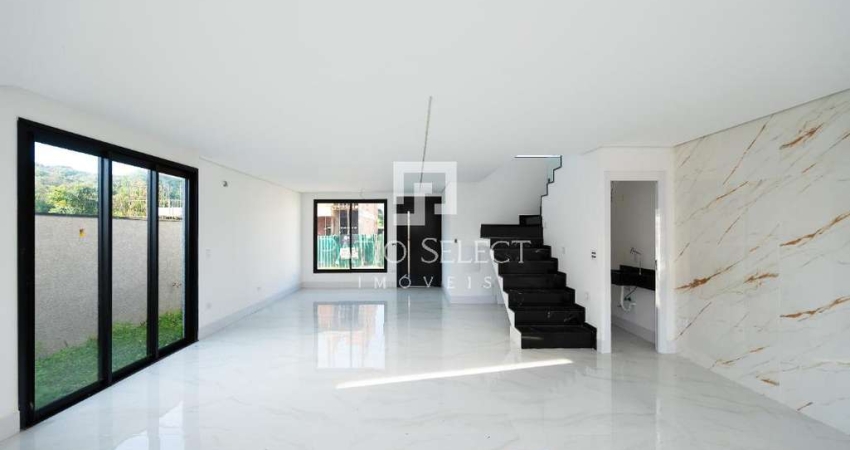 Casa de condomínio com 171 m², 3 quartos sendo 3 suítes à venda no bairro Santa Cândida.