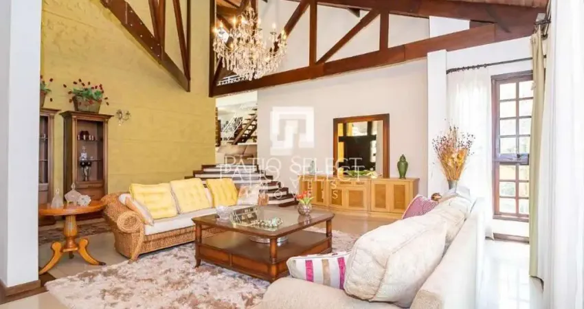 Casa com 2200 m², 5 quartos sendo 4 suítes para alugar no bairro Campo Comprido.
