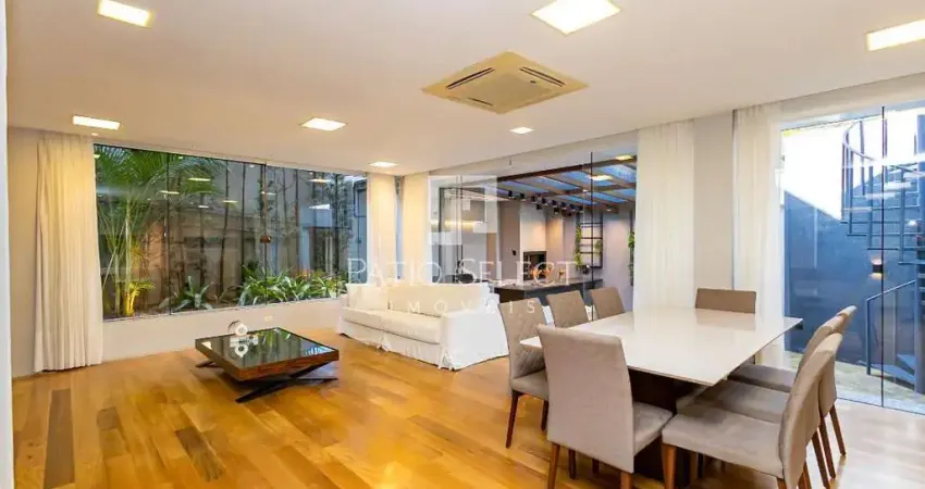 Casa de condomínio com 256.87 m², 3 quartos sendo 3 suítes à venda no bairro santa felicidade.