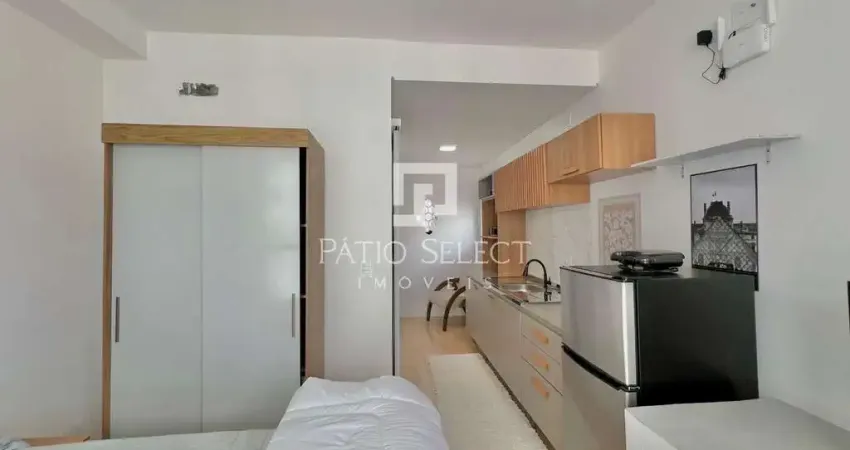 Apartamento com 27 m², 1 quarto sendo 1 suíte à venda no bairro Centro.