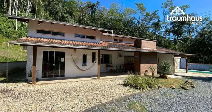 Casa com 5 dormitórios à venda, 180 m² por R$ 800.000,00 - Vila Itoupava - Blumenau/SC
