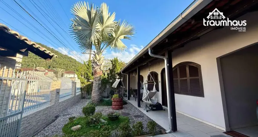 Casa com 3 dormitórios à venda por r$ 700.000,00 - progresso - blumenau/sc