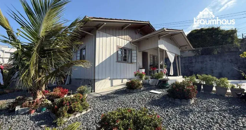 Casa com 3 dormitórios à venda por r$ 480.000,00 - fortaleza - blumenau/sc