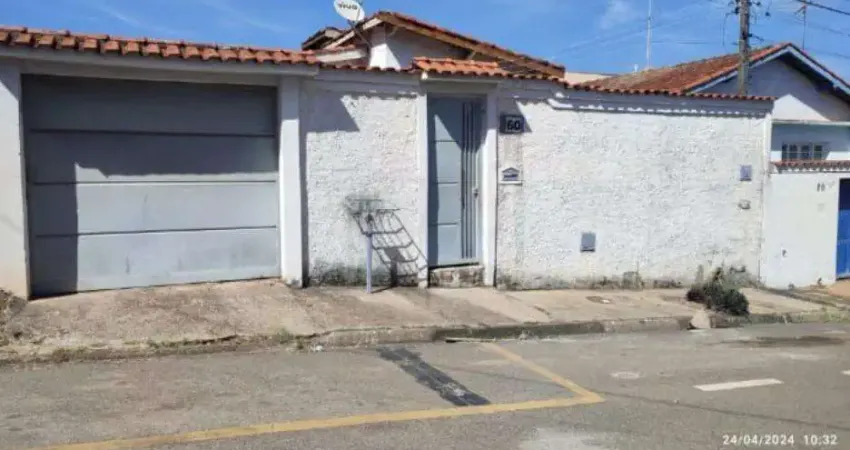 Casa à venda em Jaguariúna, Centro, com 2 quartos, com 82 m²